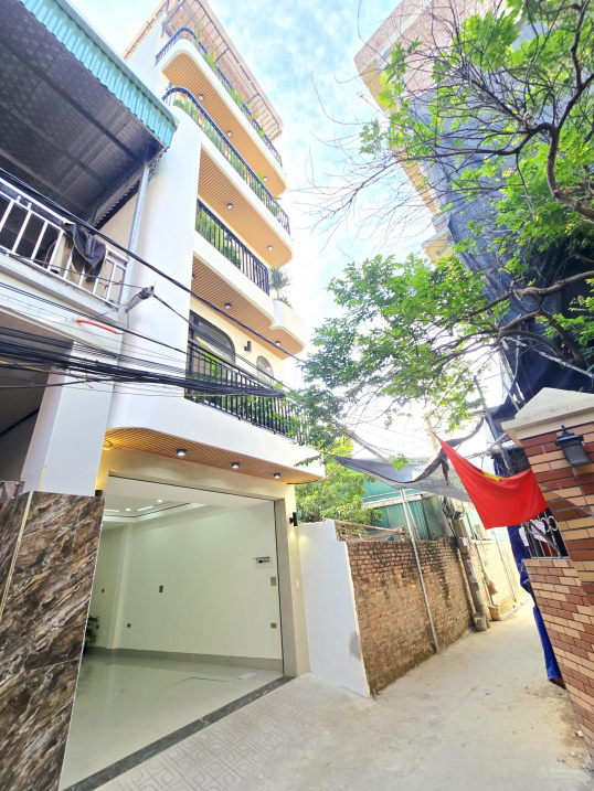 cửa nhà